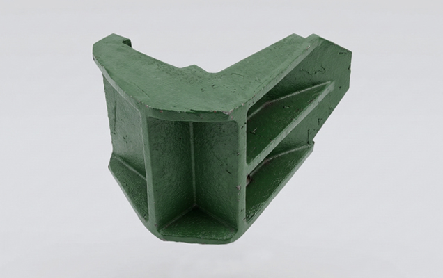 Escuadra de amarre de hierro fundido para sujeción lateral de tambores de curtido industrial.